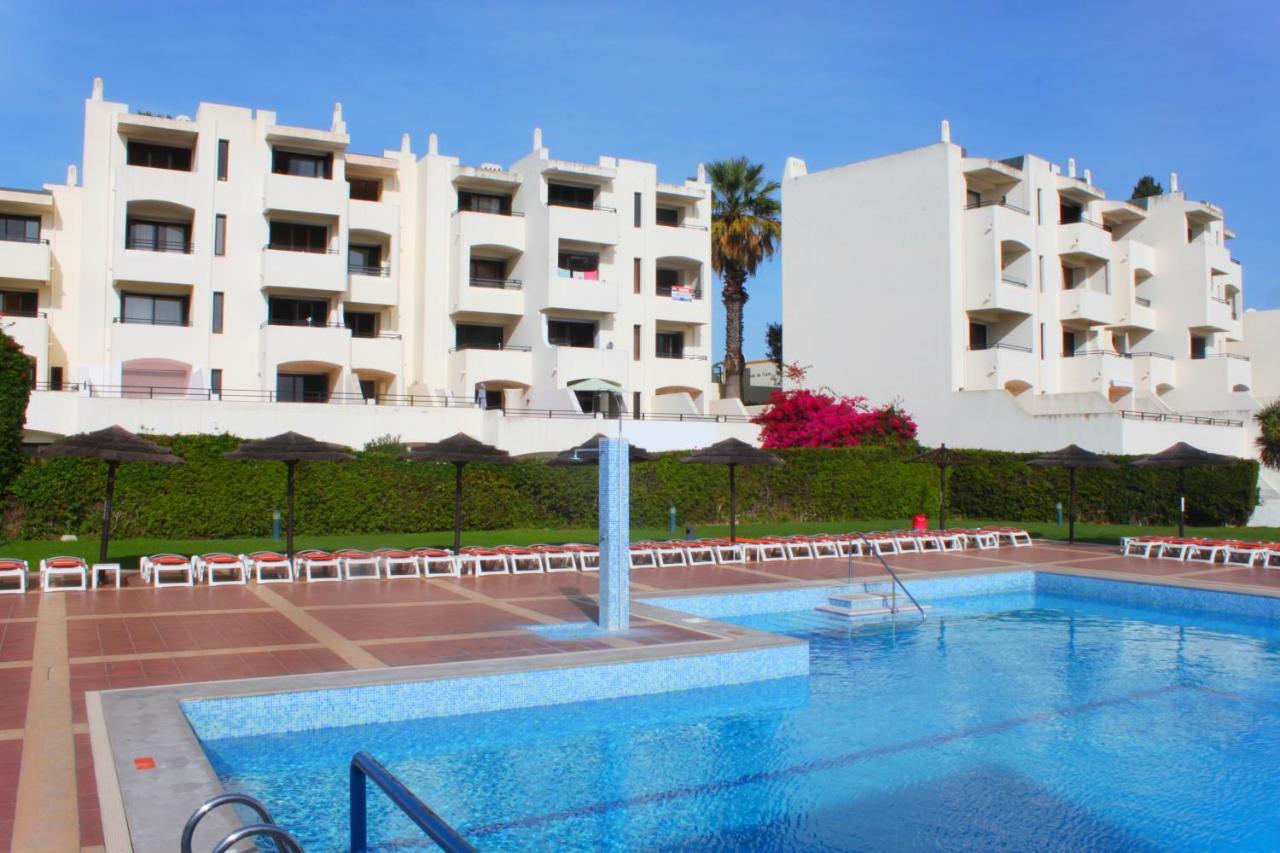 Cozy And Stylish Studio Apt Just 800M From The Beach - New On Booking! Albufeira Exterior photo