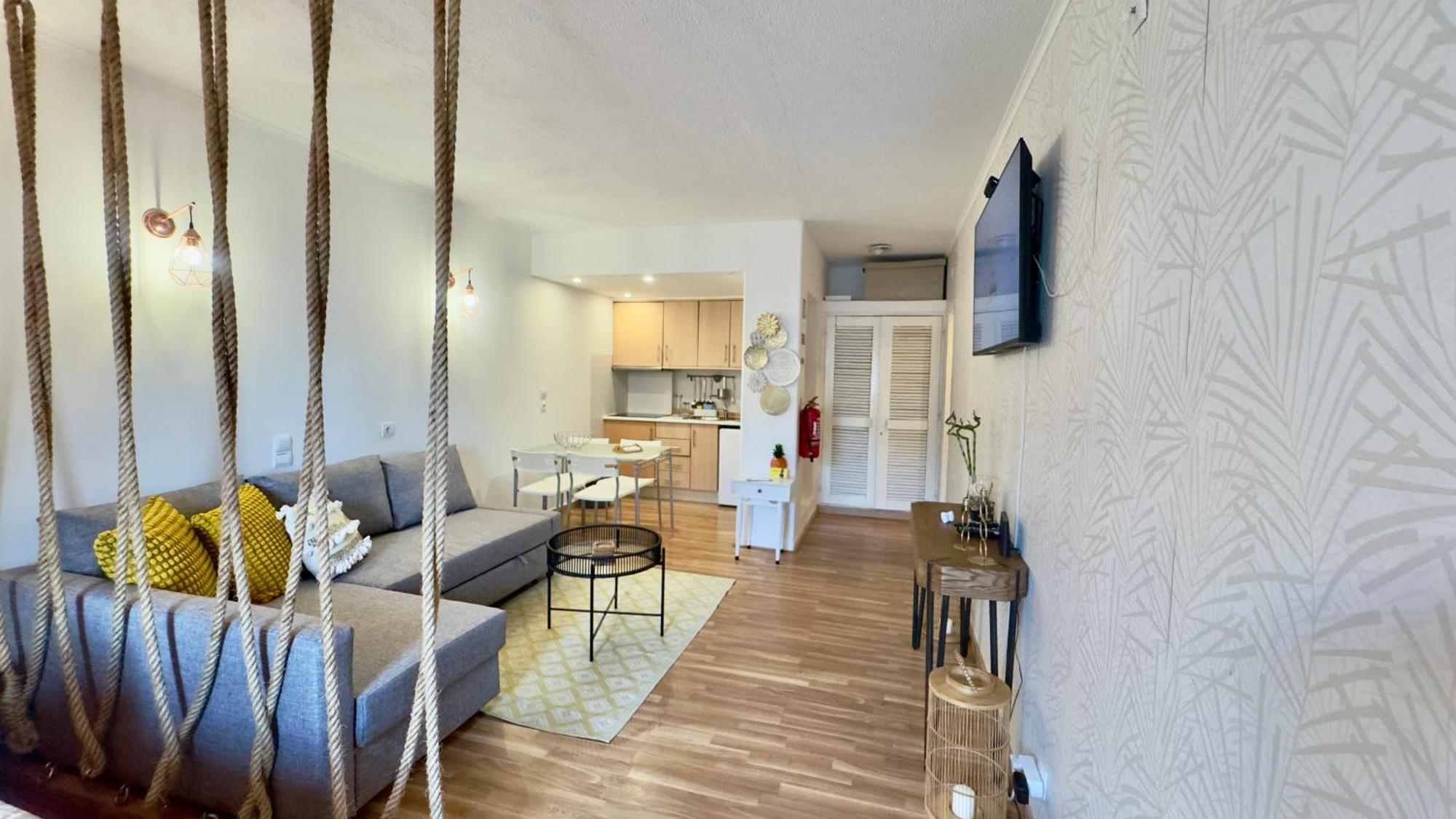 Cozy And Stylish Studio Apt Just 800M From The Beach - New On Booking! Albufeira Exterior photo